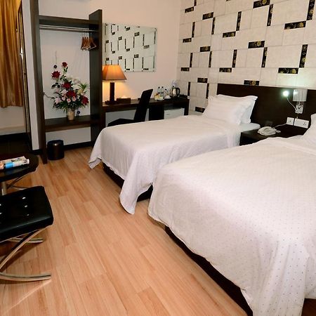 Hotel Tebrau Ct Джохор Бахру Екстериор снимка
