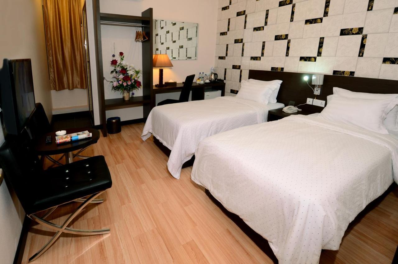 Hotel Tebrau Ct Джохор Бахру Екстериор снимка